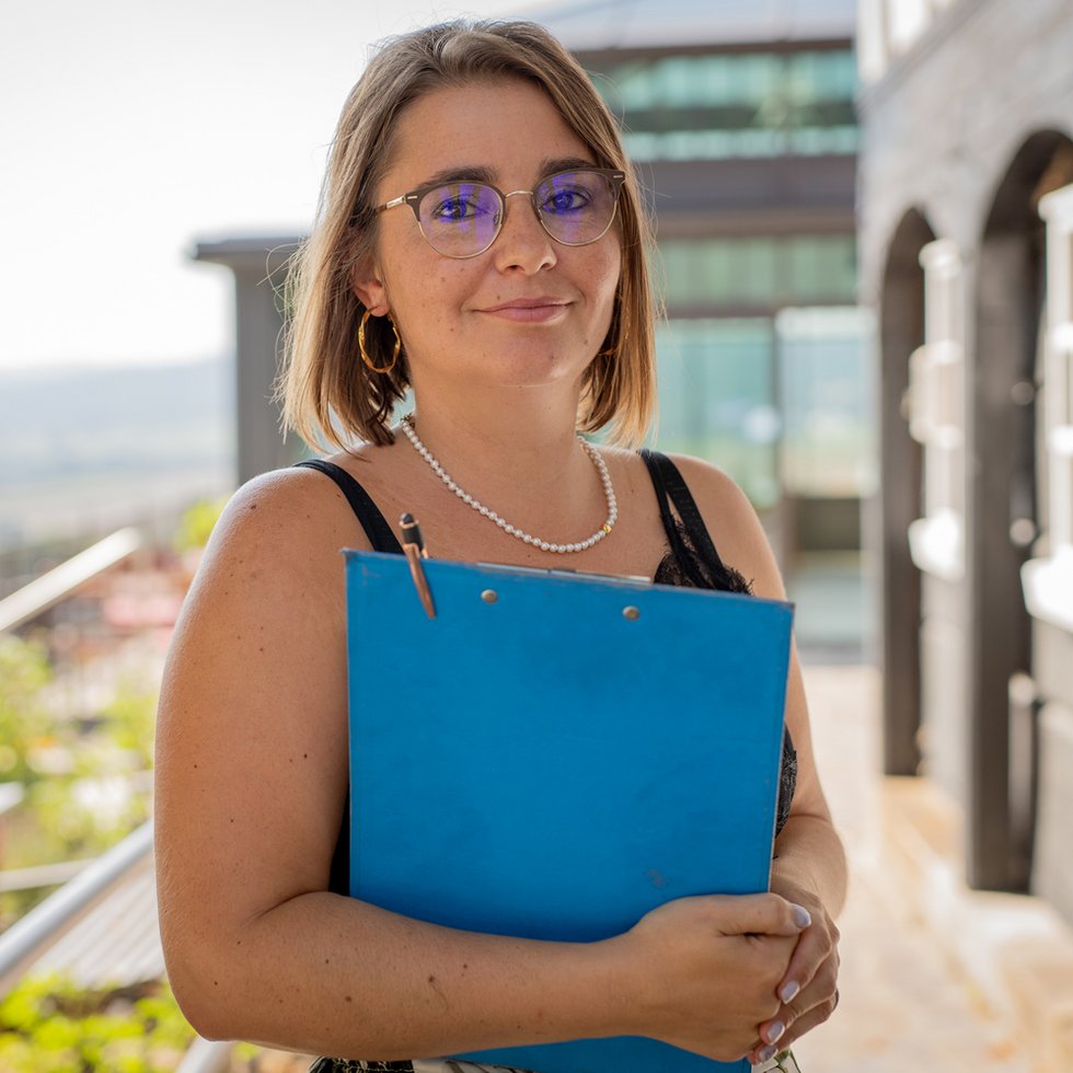 Nadine Hempel Nadine Hempel